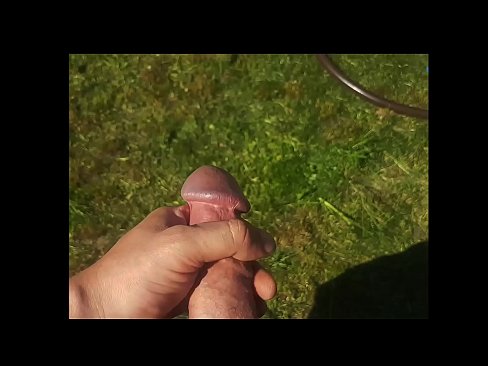 ❤️ A guapa quente recibe o seu coño rosa fodido e corre cun chorro nun xardín de verán ️ Porno fb a nós gl.seecamsus.top ☑